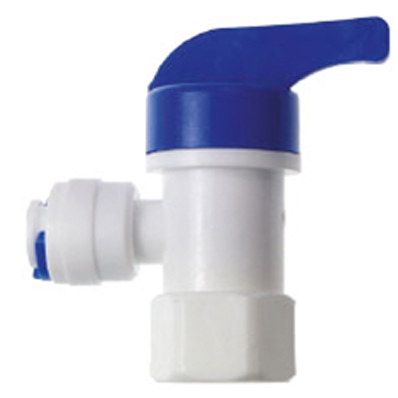 Réservoirs d’osmose inverse et valves